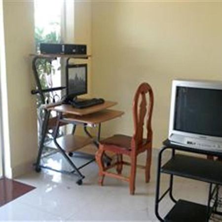 Nyny Hotel Kampot Buitenkant foto