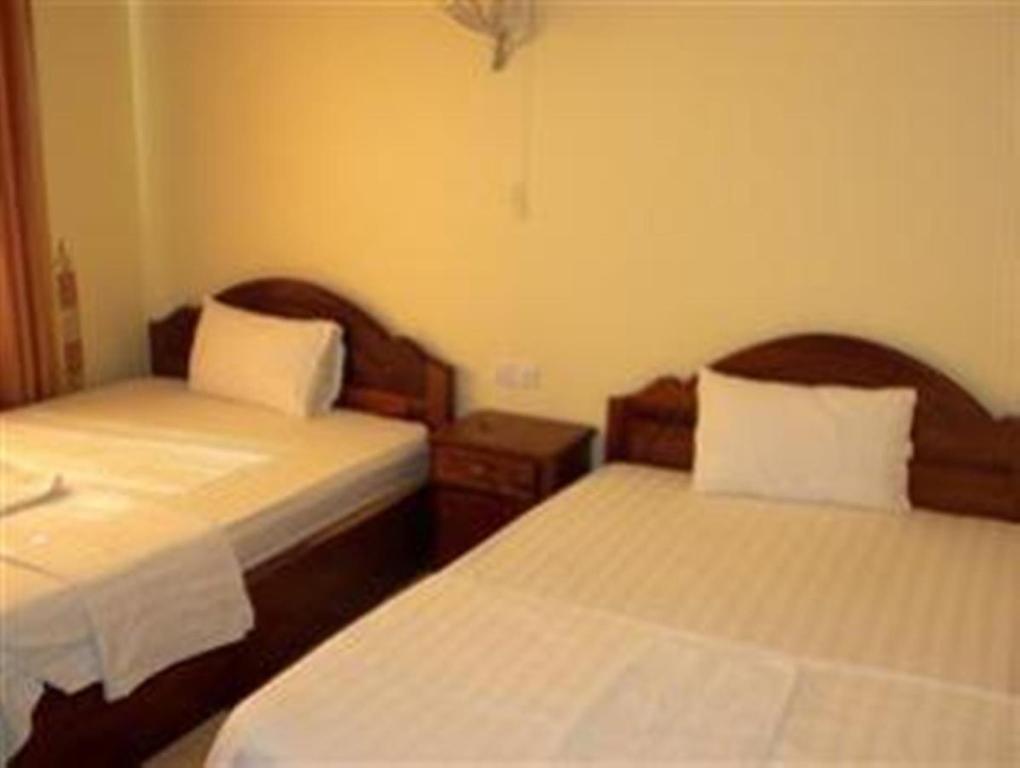 Nyny Hotel Kampot Buitenkant foto
