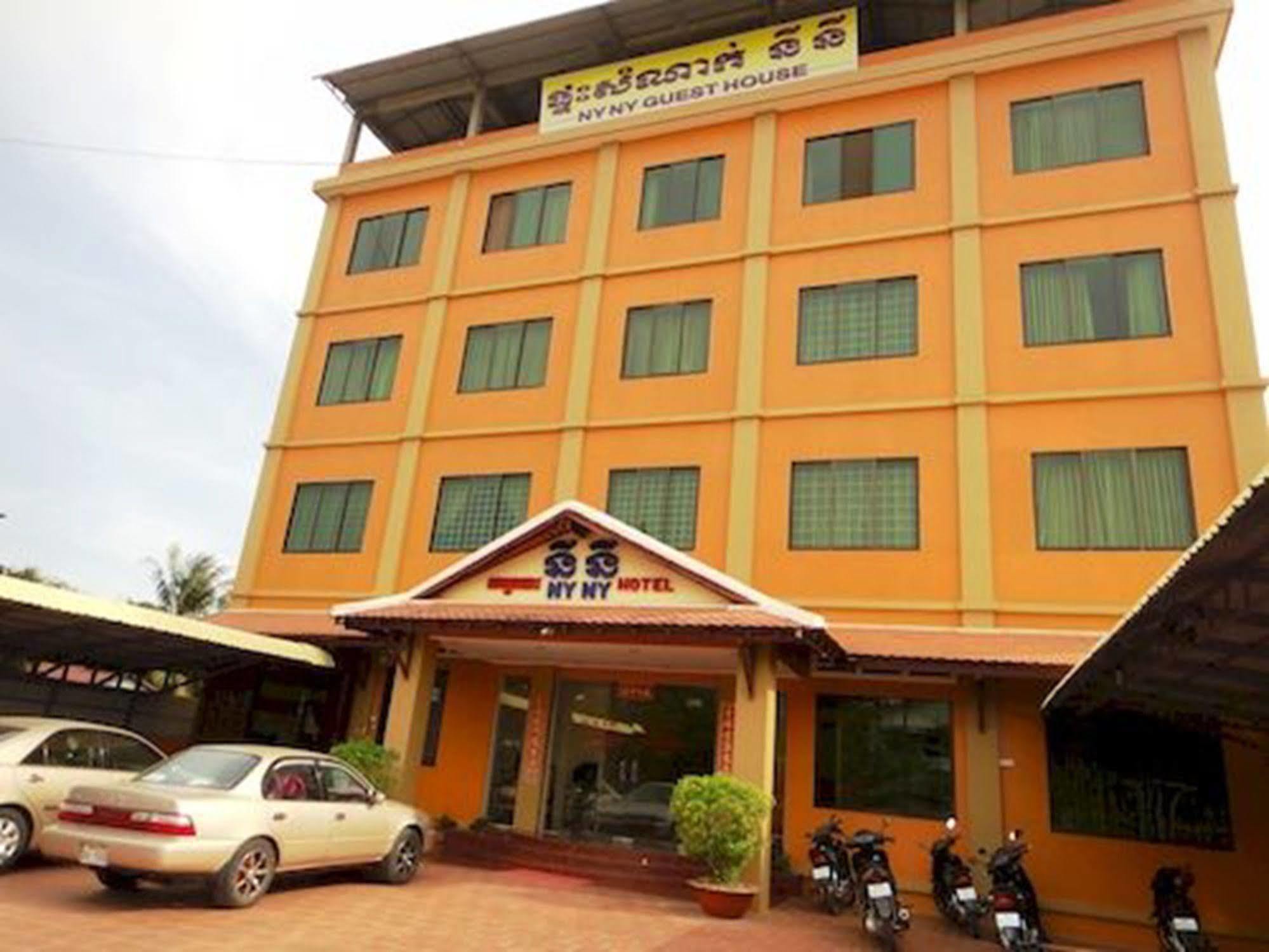 Nyny Hotel Kampot Buitenkant foto